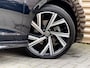 Volkswagen Golf 1.5 eTSI R-Line Pano/Matrix/IQ.Light