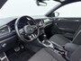 Volkswagen T-Roc 1.5 TSI R-line | Pano dak | Carplay | Stoelverwarming | Elek Achterklep | Navigatie | 18"|
