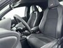 Toyota Yaris Cross 1.5 Hybrid 130 GR-Sport | Stoelverwarming | Lichtmetalen Velgen | Navi | HUD | Blind Spot | Bi-Tone |