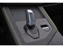 Lynk & Co 01 Core - Parkeercamera achter - LED Koplampen met actieve grootlichtregeling - Buitenspiegels elektrisch inklapbaar en verwarmbaar - Verwarmde voorstoelen - 15,4 Inch display - Bekleding ECONYL - Apple Carplay & Android Auto - Achterbank 60/40 inklapbaar - ISOFIX - Dakrails - 19' LMV