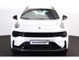 Lynk & Co 01 Core - Parkeercamera achter - LED Koplampen met actieve grootlichtregeling - Buitenspiegels elektrisch inklapbaar en verwarmbaar - Verwarmde voorstoelen - 15,4 Inch display - Bekleding ECONYL - Apple Carplay & Android Auto - Achterbank 60/40 inklapbaar - ISOFIX - Dakrails - 19' LMV