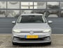 Volkswagen Golf 1.0 TSI LIFE I ADAPTIVE CRUISE CONTROL I SFEERVERLICHTING I 17" LICHT METALEN VELGEN