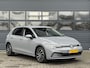Volkswagen Golf 1.0 TSI LIFE I ADAPTIVE CRUISE CONTROL I SFEERVERLICHTING I 17" LICHT METALEN VELGEN