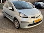 Toyota Aygo 1.0-12V + 5-deurs | NL auto | Airco | CPV | St.bekr.