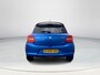 Suzuki Swift 1.2 Stijl Smart Hybrid | GEEN AFLEVERKOSTEN | Sport-Line pakket | Apple Carplay & Android Auto | Parkeersensoren achter | Dakspoiler |