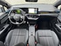 Renault Clio 1.8 Hybrid 160 esprit Alpine | CarPlay + Android auto | Harman kardon | 360 graden Camera | Stoel + Stuur Verwarming | 18" LM velgen|