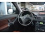 Volvo XC90 2.4 D5 Summum | 7pers. | Navigatie | Schuif-kanteldak | Memory seats | Camera | Premium audio | Xenon |
