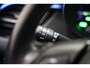 Toyota C-HR 1.8 Hybrid Bi-Tone [ Nav Camerea Stoel&Stuurverwarming clima Navi]