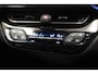 Toyota C-HR 1.8 Hybrid Bi-Tone [ Nav Camerea Stoel&Stuurverwarming clima Navi]