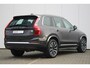 Volvo XC90 T8 455PK AWD Ultimate Bright Long Range | Premium Audio by Harman Kardon | Adaptive Cruise & Pilot Assist | Semi Elektr. Trekhaak | Blind Spot Warning | Head-up Display | 360 Camera | Nappa Lederen Comfortstoelen incl. Massage | Stoel & Stuurverwarming | Stoelventilatie | Google Services | 4-Zone Climate Control | Verwarmbare Achterbank |