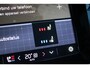 Volvo XC90 T8 455PK AWD Ultimate Bright Long Range | Premium Audio by Harman Kardon | Adaptive Cruise & Pilot Assist | Semi Elektr. Trekhaak | Blind Spot Warning | Head-up Display | 360 Camera | Nappa Lederen Comfortstoelen incl. Massage | Stoel & Stuurverwarming | Stoelventilatie | Google Services | 4-Zone Climate Control | Verwarmbare Achterbank |