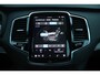 Volvo XC90 T8 455PK AWD Ultimate Bright Long Range | Premium Audio by Harman Kardon | Adaptive Cruise & Pilot Assist | Semi Elektr. Trekhaak | Blind Spot Warning | Head-up Display | 360 Camera | Nappa Lederen Comfortstoelen incl. Massage | Stoel & Stuurverwarming | Stoelventilatie | Google Services | 4-Zone Climate Control | Verwarmbare Achterbank |