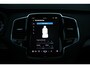 Volvo XC90 T8 455PK AWD Ultimate Bright Long Range | Premium Audio by Harman Kardon | Adaptive Cruise & Pilot Assist | Semi Elektr. Trekhaak | Blind Spot Warning | Head-up Display | 360 Camera | Nappa Lederen Comfortstoelen incl. Massage | Stoel & Stuurverwarming | Stoelventilatie | Google Services | 4-Zone Climate Control | Verwarmbare Achterbank |