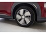 Hyundai Kona Electric EV Premium Sky 64 kWh 3 fase [ Schuif/kanteldak Leder Stoelverwarming LED Navi ]