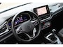 Volkswagen T-Roc 1.0 TSI 110pk R-Line / Navigatie / LM 17 inch / Camera / Led Plus / Park assist / Digital cockpit