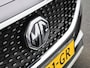 MG MG ZS EV Luxury 45 kWh | AUTOMAAT | PANORAMADAK | ACHTERUITRIJCAMERA | LEDEREN BEKLEDING | APPLE CARPLAY |