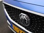 MG MG ZS EV Luxury 45 kWh | Automaat | Panoramadak | Leder | Navigatie | Airco | Achteruitrijcamera | Apple Carplay / Android Auto | Stoelverwarming | Lichtmetalen Velgen |