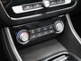 MG MG ZS EV Luxury 45 kWh | Automaat | Panoramadak | Leder | Navigatie | Airco | Achteruitrijcamera | Apple Carplay / Android Auto | Stoelverwarming | Lichtmetalen Velgen |