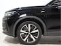 Volkswagen Tiguan 1.5 eHybrid 204pk Life Edition Navigatie Camera 19" velgen privacy glas 29