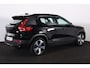 Volvo XC40 Recharge Plus 70 kWh - IntelliSafe Assist & Surround - Parkeercamera achter - Verwarmde voorstoelen & stuur - Parkeersensoren voor & achter - Draadloze tel. lader - Warmtepomp - Elektr. inklapbare trekhaak - 19' LMV