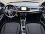 Kia Rio 1.2 (4 cil.), Apple CarPlay, Clima, Cruise Control, Navigatie, Achteruitrijcamera, LM-velgen 17", Led, Parkeersensoren, BT