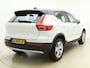 Volvo XC40 T2 129pk Automaat Business Pro / ACC / BLIS / Noodreservewiel / PDC + Camera / Zwart dak / 18'' All Season / Zittingverlenger /