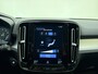Volvo XC40 T2 129pk Automaat Business Pro / ACC / BLIS / Noodreservewiel / PDC + Camera / Zwart dak / 18'' All Season / Zittingverlenger /