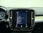 Volvo XC40 T2 129pk Automaat Business Pro / ACC / BLIS / Noodreservewiel / PDC + Camera / Zwart dak / 18'' All Season / Zittingverlenger /