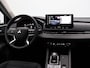 Mitsubishi Outlander 2.4 PHEV First Edition | HUD | Elektrisch bedienbare achterklep | Stoel- en stuurverwarming |