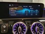 Mercedes-Benz A-klasse 220 Premium Plus | MAT GRIJS / PANO / MEMORY / KEYLESS / BURMESTER / MASSAGE / DIAMOND GRILLE / 19 INCH !