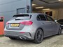 Mercedes-Benz A-klasse 220 Premium Plus | MAT GRIJS / PANO / MEMORY / KEYLESS / BURMESTER / MASSAGE / DIAMOND GRILLE / 19 INCH !