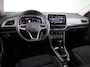 Volkswagen T-Roc 1.5 TSI Style 150 PK DSG | Private lease vanaf € 609,- pm | Trekhaak afneembaar | Navigatie | Stoel verwarming en massage | Leer/Alcantara |