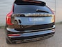 Volvo XC90 T8 Plug-in hybrid AWD Ultra Dark / Gelaagde zijruit(en) / B&W Audio / 22" Velgen / Luchtvering /