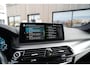 BMW 5-Serie Touring 530e Business Edition Plus M | M Pakket | Shadow Line | Elektrische trekhaak | Stoel en stuurwielverwarming | Sfeerverlichting | Laser koplampen | Elektrisch verstelbare stoelen met geheugen | Cruise Control | DAB |
