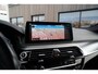 BMW 5-Serie Touring 530e Business Edition Plus M | M Pakket | Shadow Line | Elektrische trekhaak | Stoel en stuurwielverwarming | Sfeerverlichting | Laser koplampen | Elektrisch verstelbare stoelen met geheugen | Cruise Control | DAB |