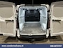 Ford Transit Custom 2.0 TDCI 131pk L2H1 Euro6 Airco | Camera | LED | Apple Carplay | 2800kg Trekhaak Android Auto, Cruisecontrol, Verwarmde voorruit, Stoelverwarming, Parkeersensoren, Sidebars, Bijrijdersbank