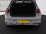 Volkswagen Golf 1.4 eHybrid Style | Head-Up | Stoelverwarming | Trekhaak | Sfeerverlichting | Massage | Camera | Keyless | Matrix LED | Carplay | Adaptive cruise | Memory | Climate control | PHEV | Plug In