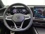 Volkswagen Passat Variant 1.5 eTSI R-Line Business 150 PK | R-Line | Automaat | 360 Camera | Navigatie | Panoramadak | LED Matrix | Side Assist | Digital Cockpit Pro | Keyless | Top Sport Ergo Active stoelen | Stoelverwarming | Apple Carplay | Android Auto | Adaptive Cruise Control |