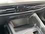 Volkswagen Golf 1.0 eTSI Life / AUTOMAAT/ PARKEER SENSOREN V+A/ CAMERA/ ACC/ APP-CONNECT/ VIRTUAL COCKPIT/ SFEER VERLICHTING/ DAB/ NAVI/ CLIMA/ 16'' LMV