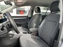 Volkswagen Golf 1.0 eTSI Life / AUTOMAAT/ PARKEER SENSOREN V+A/ CAMERA/ ACC/ APP-CONNECT/ VIRTUAL COCKPIT/ SFEER VERLICHTING/ DAB/ NAVI/ CLIMA/ 16'' LMV