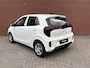 Kia Picanto 1.0 DPI DynamicLine | €2.845,- demo voordeel | Cruise control | Apple Carplay/Android Auto | Navigatie | Achteruitrijcamera | Parkeersensoren achter