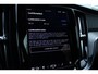 Volvo V60 2.0 T6 Plug-in hybrid AWD Plus Dark Harman/Kardon audio | 360" Camera | Semi elektrische trekhaak | Google services | Stuur & Stoelverwarming | Bestuurdersstoel met geheugenfunctie | Apple Carplay | Android Auto | Keyless entry |
