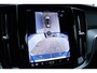 Volvo V60 2.0 T6 Plug-in hybrid AWD Plus Dark Harman/Kardon audio | 360" Camera | Semi elektrische trekhaak | Google services | Stuur & Stoelverwarming | Bestuurdersstoel met geheugenfunctie | Apple Carplay | Android Auto | Keyless entry |