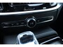Volvo V60 2.0 T6 Plug-in hybrid AWD Plus Dark Harman/Kardon audio | 360" Camera | Semi elektrische trekhaak | Google services | Stuur & Stoelverwarming | Bestuurdersstoel met geheugenfunctie | Apple Carplay | Android Auto | Keyless entry |