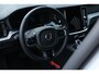Volvo V60 2.0 T6 Plug-in hybrid AWD Plus Dark Harman/Kardon audio | 360" Camera | Semi elektrische trekhaak | Google services | Stuur & Stoelverwarming | Bestuurdersstoel met geheugenfunctie | Apple Carplay | Android Auto | Keyless entry |
