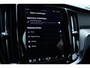 Volvo V60 2.0 T6 Plug-in hybrid AWD Plus Dark Harman/Kardon audio | 360" Camera | Semi elektrische trekhaak | Google services | Stuur & Stoelverwarming | Bestuurdersstoel met geheugenfunctie | Apple Carplay | Android Auto | Keyless entry |