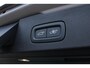 Volvo V60 2.0 T6 Plug-in hybrid AWD Plus Dark Harman/Kardon audio | 360" Camera | Semi elektrische trekhaak | Google services | Stuur & Stoelverwarming | Bestuurdersstoel met geheugenfunctie | Apple Carplay | Android Auto | Keyless entry |