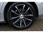 Volvo V60 2.0 T6 Plug-in hybrid AWD Plus Dark Harman/Kardon audio | 360" Camera | Semi elektrische trekhaak | Google services | Stuur & Stoelverwarming | Bestuurdersstoel met geheugenfunctie | Apple Carplay | Android Auto | Keyless entry |