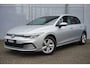 Volkswagen Golf 1.0 eTSI 110pk DSG Life Business | Trekhaak | Side Assist | Navigatie