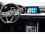 Volkswagen Golf 1.0 eTSI 110pk DSG Life Business | Trekhaak | Side Assist | Navigatie